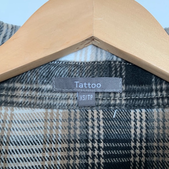 Distressed Plaid Shacket - Picture 3 of 4